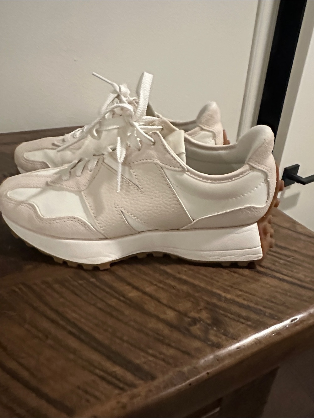 New balance 327